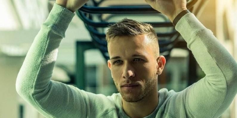 更在势能上 更在势能上